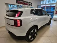Usata Volvo EX30 Core 75 kW (102 CV) 2024 Bianco SUV
