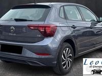 Begagnad VW Polo Comfortline 90 HK (66 kW) 2022 Grå Halvkombi