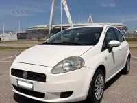 Usata Fiat Grande Punto 77 CV (56 kW) 2009 Bianco Utilitaria