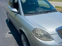 Usata Lancia Ypsilon 90 CV (66 kW) 2007 Grigio Utilitaria