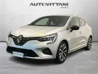 Usata Renault Clio V Techno 91 CV (66 kW) 2023 Grigio