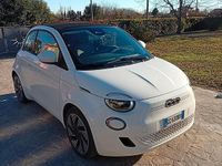 Usata Fiat 500e Icon 69 kW (95 CV) 2021 Bianco Cabrio