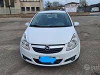 Usata Opel Corsa 58 CV (42 kW) 2009 Bianco Utilitaria