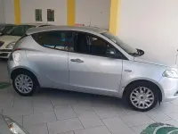 Begagnad Lancia Ypsilon 69 HK (50 kW) 2012 Grå Halvkombi