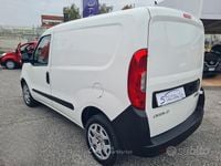 Usata Fiat Doblò 120 CV (88 kW) 2018 Bianco Monovolume