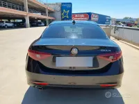 Usata Alfa Romeo Giulia 160 CV (117 kW) 2021 Nero Berlina