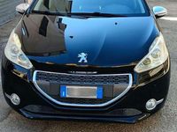 Usata Peugeot 208 S 114 CV (83 kW) 2013 Nero Utilitaria