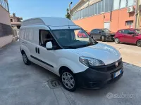 Usata Fiat Doblò Lounge 120 CV (88 kW) 2018 Bianco Monovolume