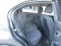 Usata Kia Rio 75 CV (55 kW) 2014 Grigio Berlina