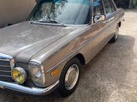 Usado Mercedes 240 1970 Gris Berlina