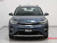 Usata Kia Stonic Style 101 CV (74 kW) 2019 Blu/azzurro SUV