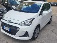 Usata Hyundai i10 Comfort 67 CV (49 kW) 2017 Bianco Utilitaria