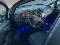 Usata Fiat Punto 77 CV (56 kW) 2015 Grigio Berlina