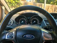 Usata Ford Fiesta Business Edition 60 CV (44 kW) 2015 Nero Utilitaria