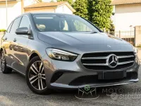 Usata Mercedes B180 136 CV (100 kW) 2022 Grigio Utilitaria