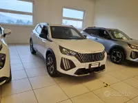 Usata Peugeot 2008 Allure 101 CV (74 kW) 2024 Bianco perlato SUV