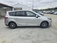 Usata Renault Scenic E-Tech 110 CV (80 kW) 2014 Grigio Monovolume