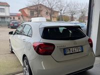Usata Mercedes A200 Premium 135 CV (99 kW) 2017 Bianco Berlina