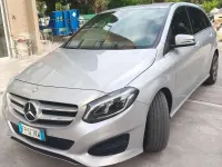 Usata Mercedes B180 109 CV (80 kW) 2015 Argento Utilitaria