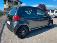 Usata Toyota Aygo Sol 68 CV (50 kW) 2007 Grigio Utilitaria