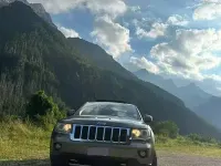 Usata Jeep Cherokee Overland 241 CV (177 kW) 2011 Grigio SUV