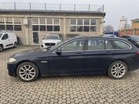 Usata BMW 520 Luxury Line 190 CV (139 kW) 2015 Nero Station wagon