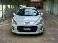 Begagnad Peugeot 308 CC Allure 163 HK (119 kW) 2012 Vit Cab