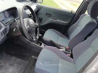 Usata Daihatsu Terios 86 CV (63 kW) 2002 Argento SUV