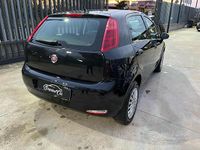 Usata Fiat Punto Street 78 CV (57 kW) 2018 Nero Utilitaria