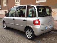Usata Fiat Multipla 103 CV (75 kW) 2005 Grigio Monovolume
