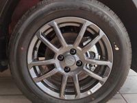 Nuova EMC QUATTRO 103 CV (75 kW) 2026 Rosso SUV