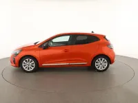 Usata Renault Clio V Evolution 143 CV (105 kW) 2024 Arancio Utilitaria