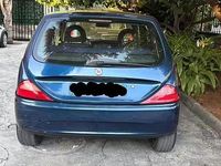Usata Lancia Ypsilon 60 CV (44 kW) 2001 Blu Utilitaria