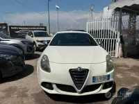 Usata Alfa Romeo Giulietta Exclusive 105 CV (77 kW) 2012 Bianco Utilitaria