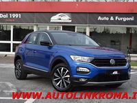 Usata VW T-Roc Style 110 CV (80 kW) 2021 Blu/nero / metallizzato SUV