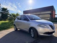 Usata Lancia Ypsilon Silver 69 CV (50 kW) 2011 Argento Utilitaria