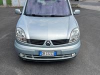 Usata Renault Kangoo Luxe 75 CV (55 kW) 2006 Grigio Monovolume