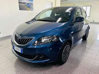Usata Lancia Ypsilon Gold 69 CV (50 kW) 2022 Blu Utilitaria