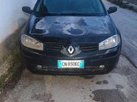 Usata Renault Mégane II 100 CV (73 kW) 2004 Blu Berlina