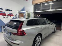 Usata Volvo V60 R-Design 149 CV (109 kW) 2021 Beige Station wagon
