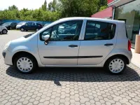 Usata Renault Modus Dynamique 75 CV (55 kW) 2009 Grigio Monovolume