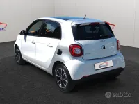Usata Smart ForFour Prime 71 CV (52 kW) 2015 Bianco Utilitaria