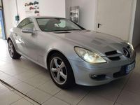 Usata Mercedes SLK200 163 CV (119 kW) 2005 Grigio Cabrio