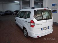 Usata Ford Tourneo 75 CV (55 kW) 2020 Bianco Monovolume