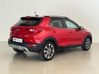 Usata Kia Stonic Style 101 CV (74 kW) 2021 Rosso SUV