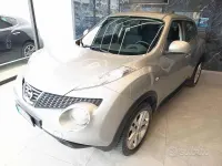 Usata Nissan Juke Tekna 110 CV (80 kW) 2015 Grigio scuro SUV