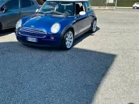 Usata Mini ONE 90 CV (66 kW) 2002 Blu Utilitaria