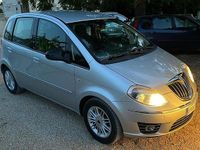 Usata Lancia Musa 95 CV (69 kW) 2011 Grigio Monovolume