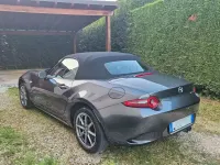 Usata Mazda MX5 Exclusive-Line 132 CV (97 kW) 2025 Grigio Cabrio