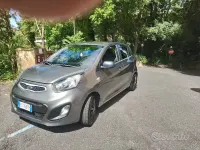 Usata Kia Picanto Style 65 CV (47 kW) 2011 Marrone Utilitaria